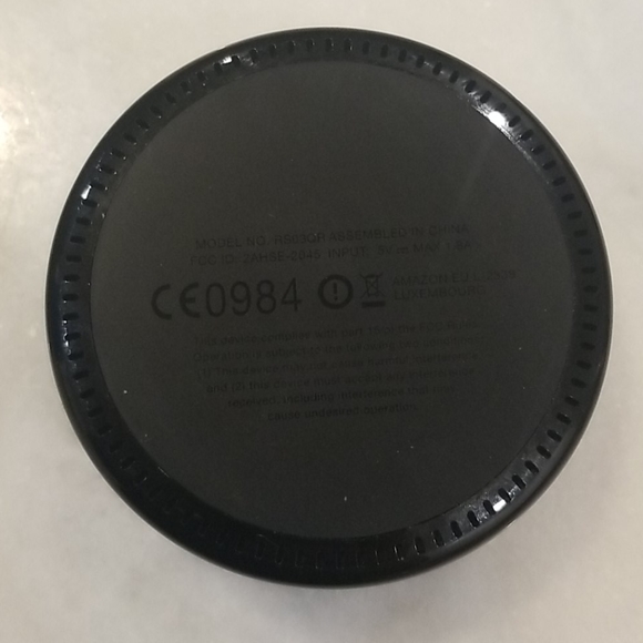 Echo (Alexa) Dot - Picture 5 of 8